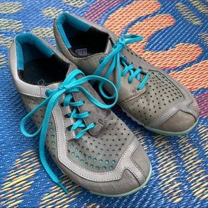 Skora Core Minimal Running Shoes